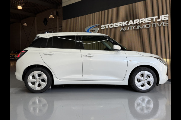 Suzuki Swift 1.2 Select Hybrid Aut. Navi | ACC | Dodehoek  | Clima | Carplay | Stoelverwarming | 16" | Suzuki onderhouden.