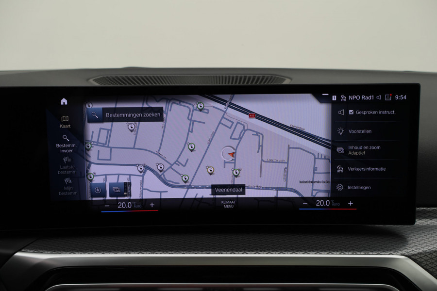 BMW 3 Serie Touring 320e Leer, Panoramadak, ACC, Camera, Verwarmd Stuurwiel, LED, Apple Carplay, 19''