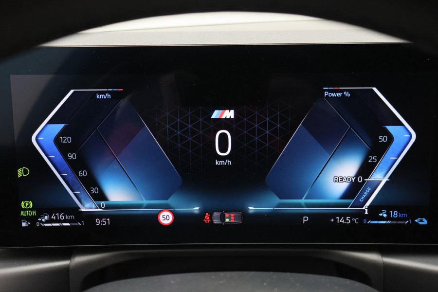 BMW 3 Serie Touring 320e Leer, Panoramadak, ACC, Camera, Verwarmd Stuurwiel, LED, Apple Carplay, 19''