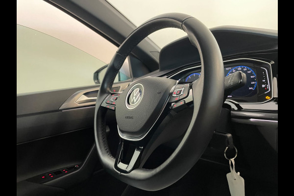 Volkswagen Polo 1.0 TSI Highline Business AIRCO NAVI CRUISE BLUETOOTH ELEK RAMEN CENT VERG