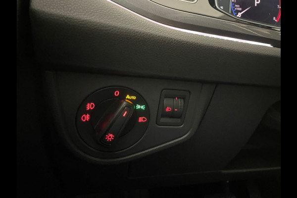 Volkswagen Polo 1.0 TSI Highline Business AIRCO NAVI CRUISE BLUETOOTH ELEK RAMEN CENT VERG