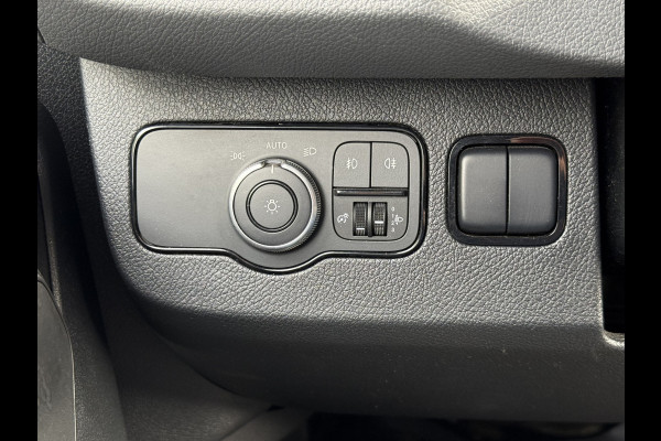 Mercedes-Benz Sprinter 319 1.9 CDI Bakwagen met laadklep | Zijdeur | Cruisec. | Airco