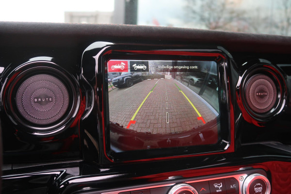 Jeep Wrangler BRUTE Richmond / BRUTE PERFOMANCE / Hermes Interieur