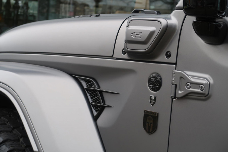 Jeep Wrangler BRUTE Richmond / BRUTE PERFOMANCE / Hermes Interieur