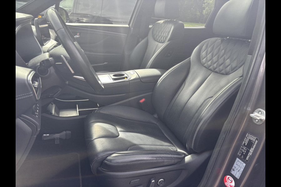 Hyundai Santa Fe 1.6 T-GDI PHEV Premium Plus Sky 265PK | Pano-Dak | Stoelverwarming en Stoelventilatie | Memory-Seat | Trekhaak