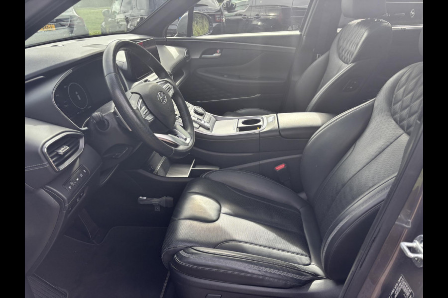 Hyundai Santa Fe 1.6 T-GDI PHEV Premium Plus Sky 265PK | Pano-Dak | Stoelverwarming en Stoelventilatie | Memory-Seat | Trekhaak