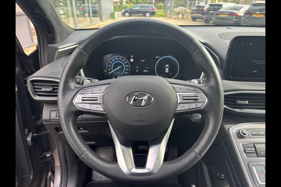 Hyundai Santa Fe 1.6 T-GDI PHEV Premium Plus Sky 265PK | Pano-Dak | Stoelverwarming en Stoelventilatie | Memory-Seat | Trekhaak