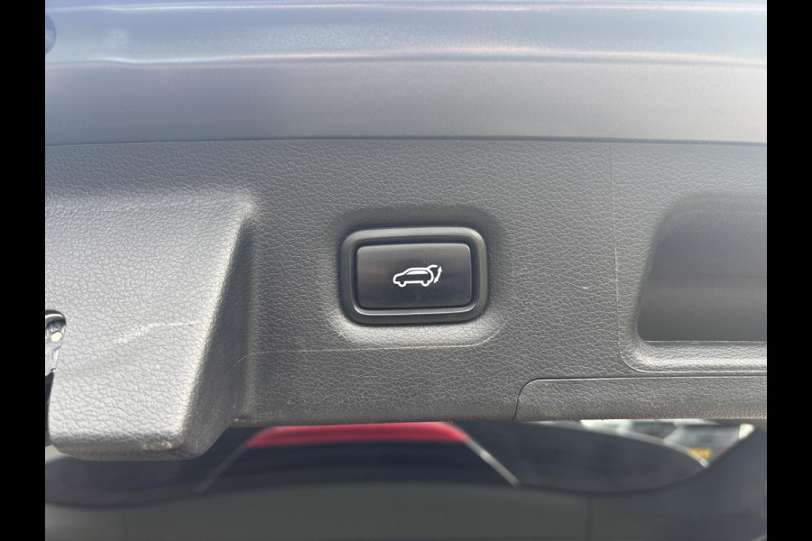 Hyundai Santa Fe 1.6 T-GDI PHEV Premium Plus Sky 265PK | Pano-Dak | Stoelverwarming en Stoelventilatie | Memory-Seat | Trekhaak