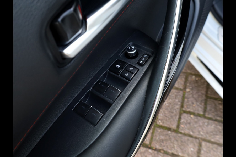 Toyota Corolla Touring Sports 2.0 Hybrid GR-Sport Plus | Panoramadak | JBL Audio | Head-Up
