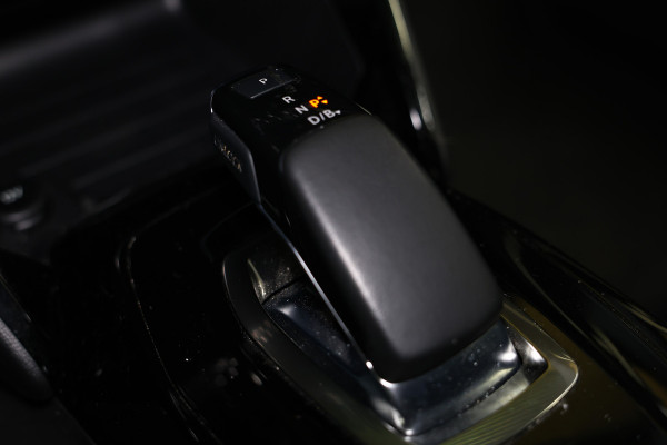 Peugeot e-208 EV Blue Lease Allure 50 kWh AVM CARPLAY VIRTUAL KEYLESS CLIMA CAMERA CRUISE PARK ASS BT"21