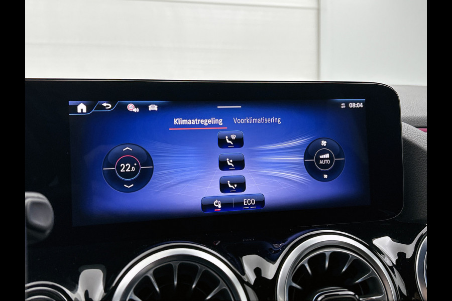 Mercedes-Benz EQA 250+ Business Line 71 kWh Ledkoplampen | Sfeerverlichting | Achteruitrijcamera | Stoelverwarming. Inclusief 24 maanden MB Certified garantie voor Europa.