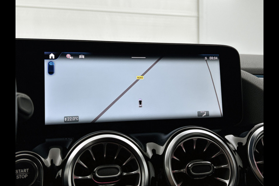 Mercedes-Benz EQA 250+ Business Line 71 kWh Ledkoplampen | Sfeerverlichting | Achteruitrijcamera | Stoelverwarming. Inclusief 24 maanden MB Certified garantie voor Europa.
