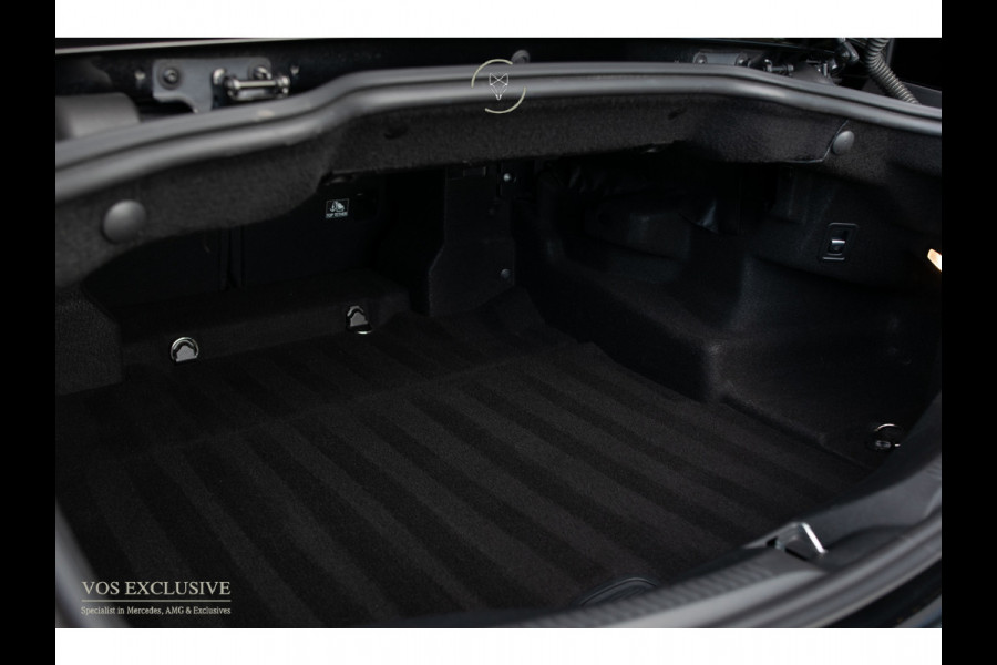 Mercedes-Benz E-Klasse Cabriolet 200 AMG 53 styling|Night|20"|Facelift|Widescreen|Airscarf|Camera|LED|Sfeerverlichting