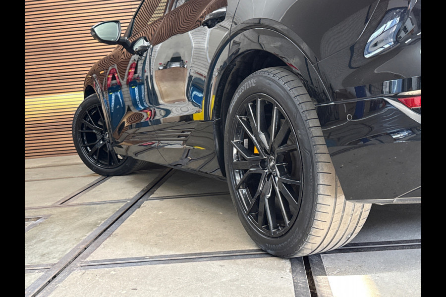 Audi e-tron Sportback 55 quattro S-line Black Edition 407pk | Vol!| Pano | Luchtvering | Trekaak | B&O | HuD | Matrix Led | 360