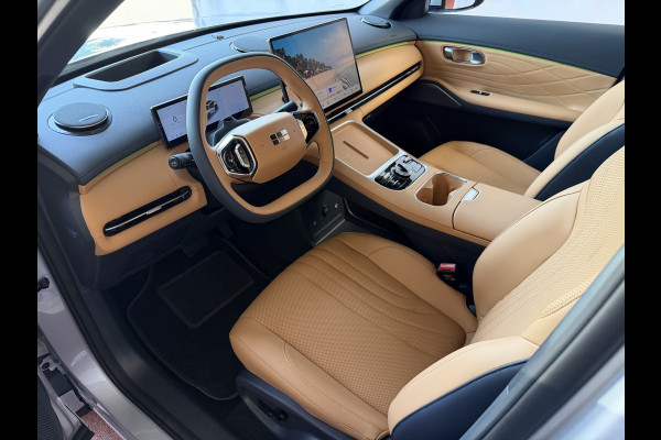 GEELY Starray EM-i 1.5 MAX+ PHEV LONG RANGE BRUIN LEER 29,8 KWH | 136km WLTP | PANORAMADAK | MASSAGE /STOEL/VERW/KOELING Geely Wijchen