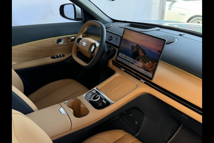 GEELY Starray EM-i 1.5 MAX+ PHEV LONG RANGE BRUIN LEER 29,8 KWH | 136km WLTP | PANORAMADAK | MASSAGE /STOEL/VERW/KOELING Geely Wijchen