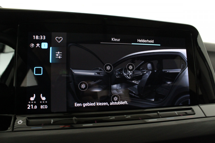 Volkswagen Golf 1.4 eHybrid > Pano.schuifdak/Moonstone Grey/Memory/17 inch