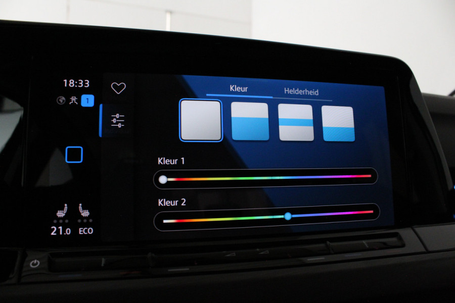 Volkswagen Golf 1.4 eHybrid > Pano.schuifdak/Moonstone Grey/Memory/17 inch