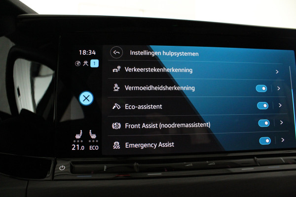 Volkswagen Golf 1.4 eHybrid > Pano.schuifdak/Moonstone Grey/Memory/17 inch