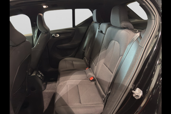 Volvo XC40 T5 Aut. Plug-in Hybrid R-Design ACC Panoramadak Stoelverwarming 262pk