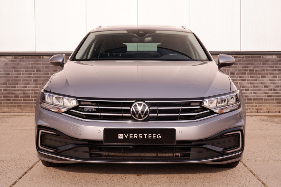 Volkswagen Passat Variant 1.4 TSI PHEV GTE Business | Pano | Elek. Trekhaak | Carplay | LED | Camera | Navi | Alcantara