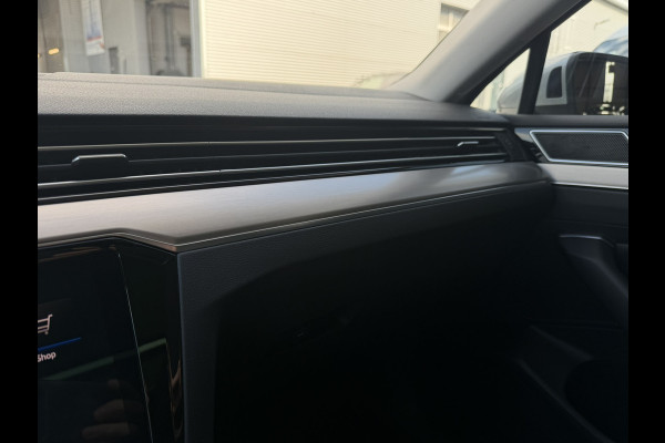 Volkswagen Passat Variant 1.4 TSI PHEV GTE Business | Pano | Elek. Trekhaak | Carplay | LED | Camera | Navi | Alcantara