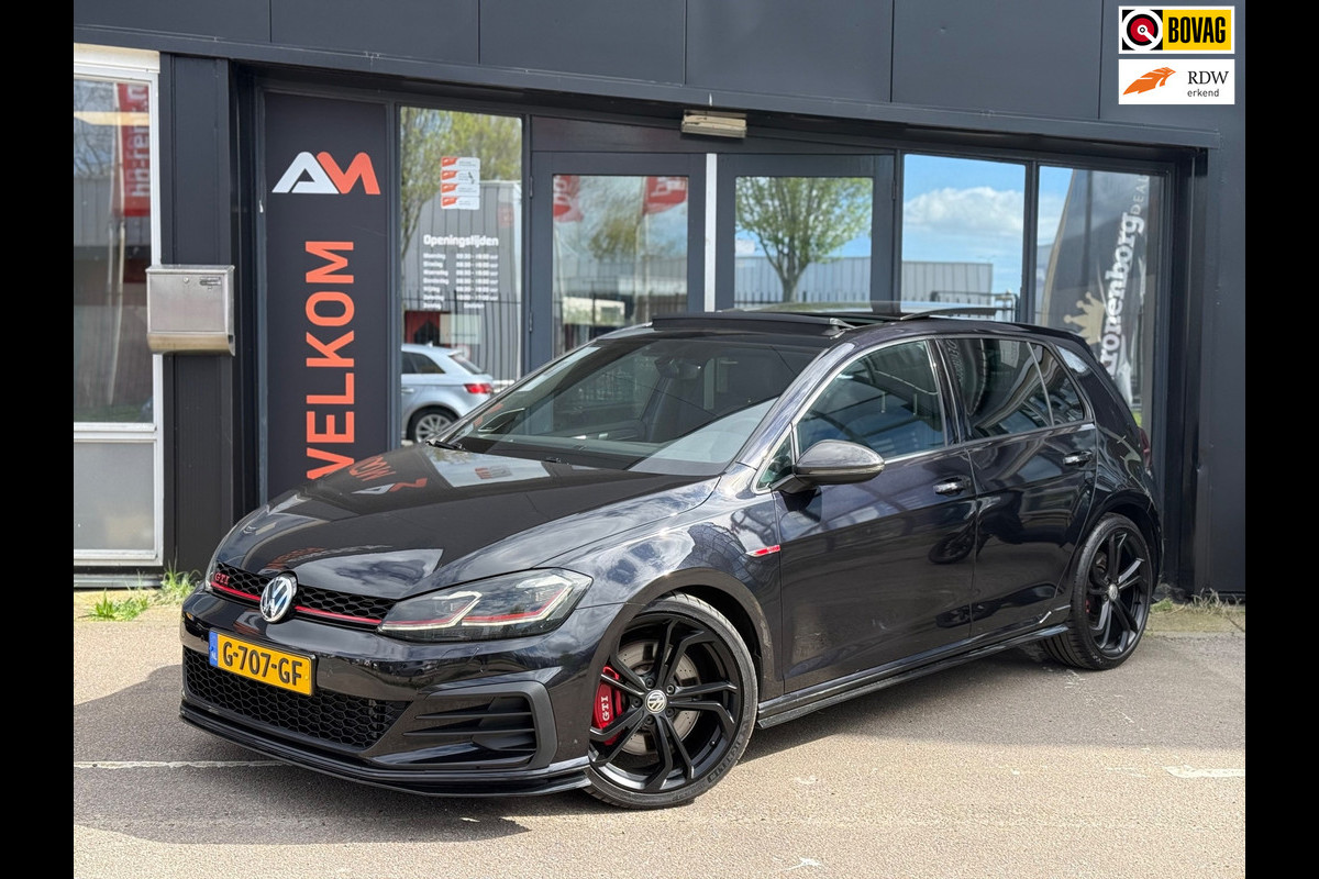 Volkswagen Golf 2.0 TSI GTI TCR | Pano | ACC | Camera | Carplay