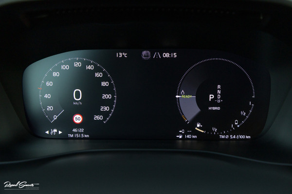 Volvo XC40 1.5 T4 Plug-in hybrid Plus Dark | Adaptieve cruise | Harman Kardon | Memory | Blis |