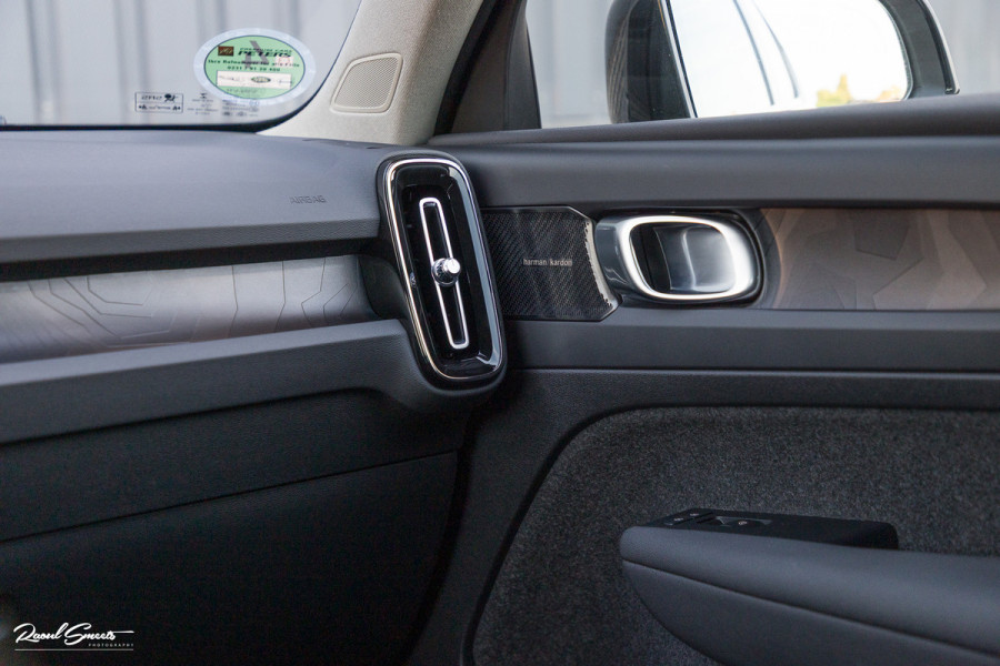 Volvo XC40 1.5 T4 Plug-in hybrid Plus Dark | Adaptieve cruise | Harman Kardon | Memory | Blis |