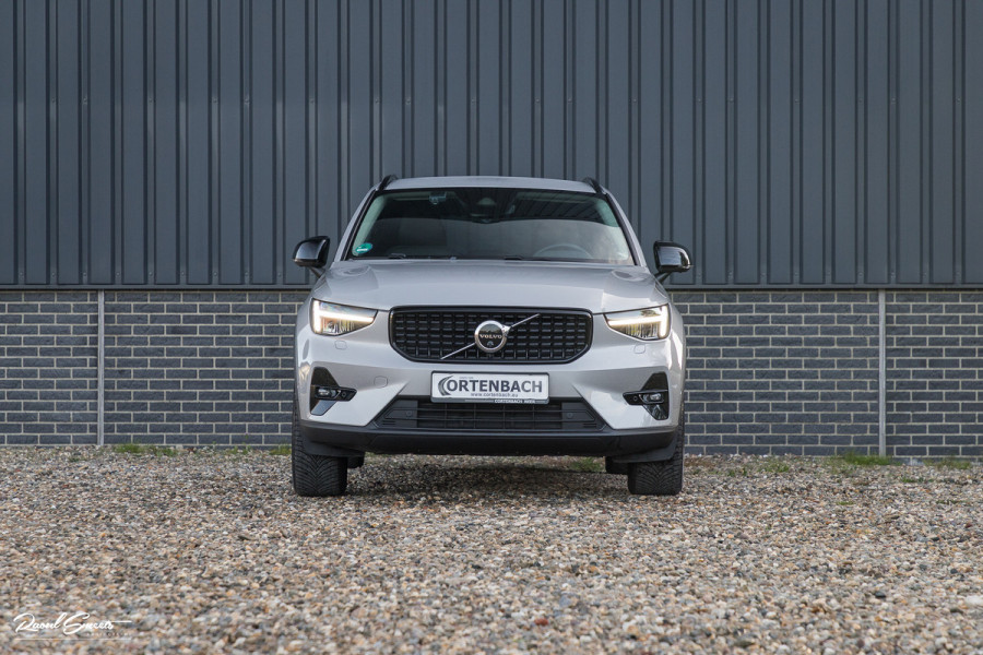 Volvo XC40 1.5 T4 Plug-in hybrid Plus Dark | Adaptieve cruise | Harman Kardon | Memory | Blis |