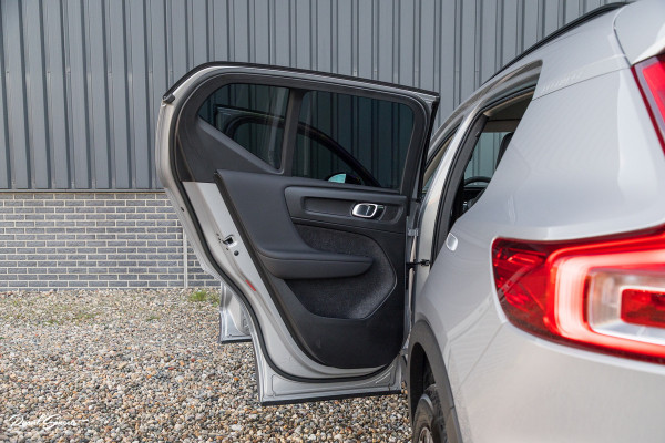 Volvo XC40 1.5 T4 Plug-in hybrid Plus Dark | Adaptieve cruise | Harman Kardon | Memory | Blis |