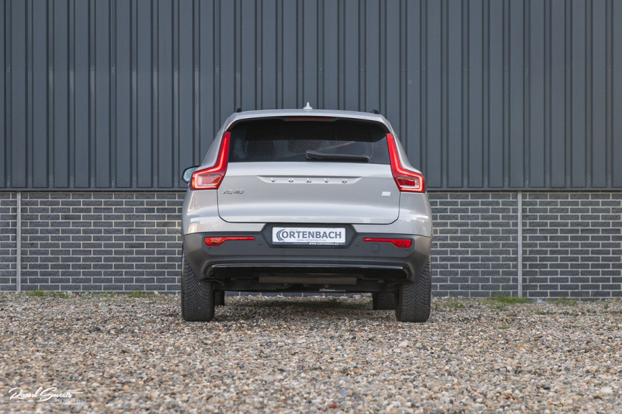 Volvo XC40 1.5 T4 Plug-in hybrid Plus Dark | Adaptieve cruise | Harman Kardon | Memory | Blis |