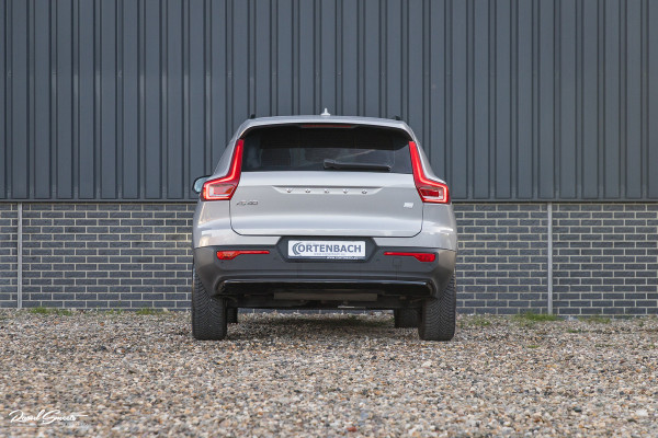 Volvo XC40 1.5 T4 Plug-in hybrid Plus Dark | Adaptieve cruise | Harman Kardon | Memory | Blis |