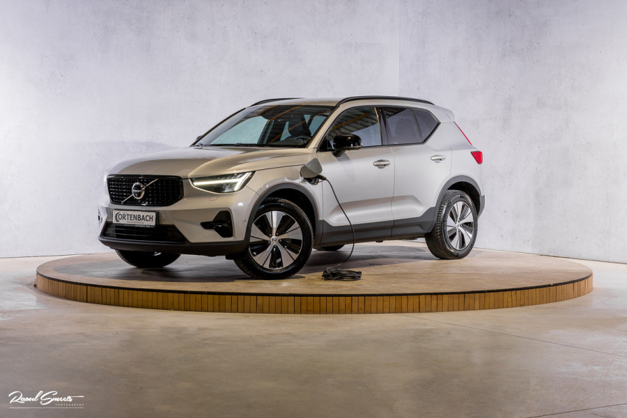 Volvo XC40 1.5 T4 Plug-in hybrid Plus Dark | Adaptieve cruise | Harman Kardon | Memory | Blis |