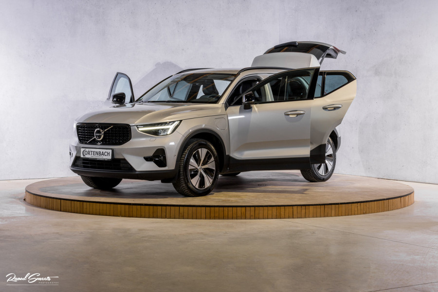 Volvo XC40 1.5 T4 Plug-in hybrid Plus Dark | Adaptieve cruise | Harman Kardon | Memory | Blis |
