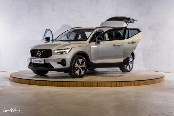Volvo XC40 1.5 T4 Plug-in hybrid Plus Dark | Adaptieve cruise | Harman Kardon | Memory | Blis |