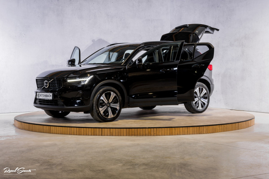 Volvo XC40 1.5 T4 Plug-in hybrid Plus Dark | Adaptieve cruise | Memory | Blis | Harman Kardon |