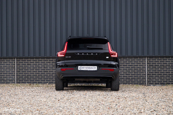 Volvo XC40 1.5 T4 Plug-in hybrid Plus Dark | Adaptieve cruise | Memory | Blis | Harman Kardon |