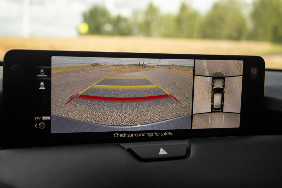 Mazda CX-60 2.5 e-SkyActiv PHEV Homura Plus 360 CAMERA / PANORAMA DAK / TREKHAAK / CARPLAY / DEALER AUTO / STOELKOELING