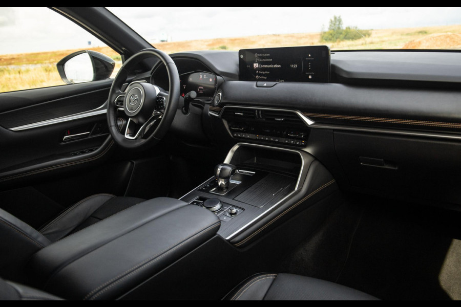 Mazda CX-60 2.5 e-SkyActiv PHEV Homura Plus 360 CAMERA / PANORAMA DAK / TREKHAAK / CARPLAY / DEALER AUTO / STOELKOELING