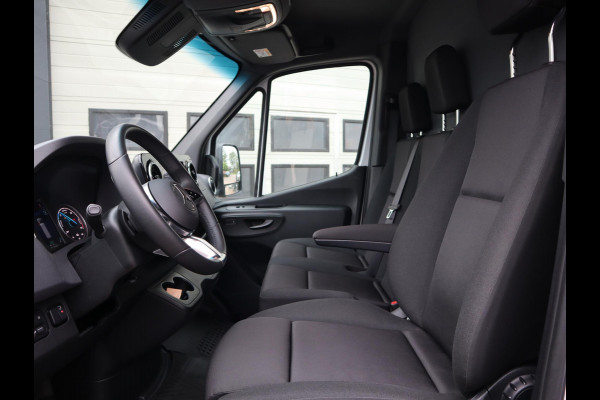 Mercedes-Benz eSprinter 420 81kWh Select Bakwagen - Laadklep 4.250 KG - L3 WB 433 cm