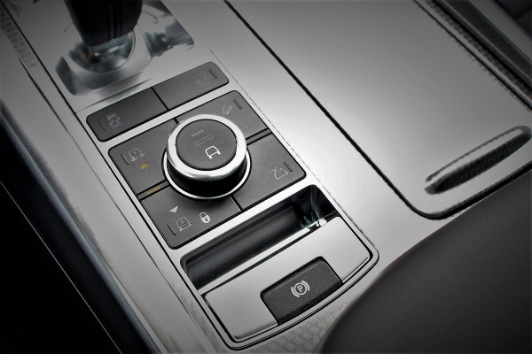 Land Rover Range Rover Sport P400e HSE Hybrid Dynamic Leder Schuif / kantel / Panorama dak Meridian sound system Camera Electrisch bedienbare achterklep Standkachel