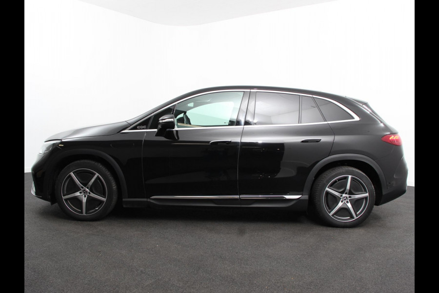 Mercedes-Benz EQE SUV 350 AMG Line Edition Advanced Plus 292 PK 4matic Climate control Adaptieve cruise control Parkeersensoren Achteruitrijcamera Sfeerverlichting Stoelverwarming Keyless LED Navigatie