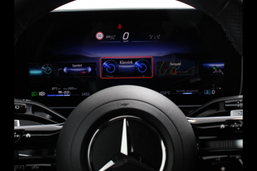 Mercedes-Benz EQE SUV 350 AMG Line Edition Advanced Plus 292 PK 4matic Climate control Adaptieve cruise control Parkeersensoren Achteruitrijcamera Sfeerverlichting Stoelverwarming Keyless LED Navigatie