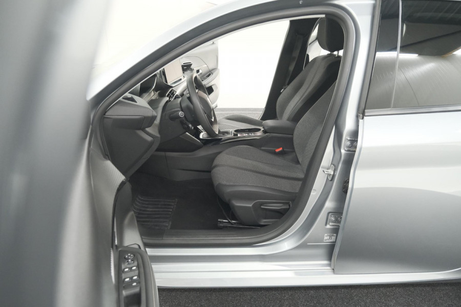 Peugeot 208 PureTech 100 Allure Pack | NIEUW MODEL | Apple CarPlay | Parkeersensoren | Climate Control