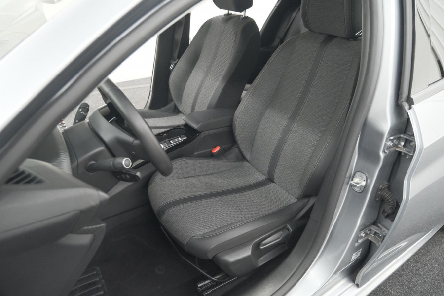 Peugeot 208 PureTech 100 Allure Pack | NIEUW MODEL | Apple CarPlay | Parkeersensoren | Climate Control