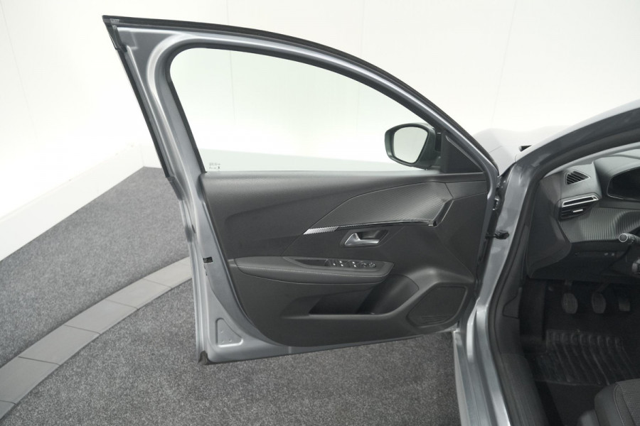Peugeot 208 PureTech 100 Allure Pack | NIEUW MODEL | Apple CarPlay | Parkeersensoren | Climate Control