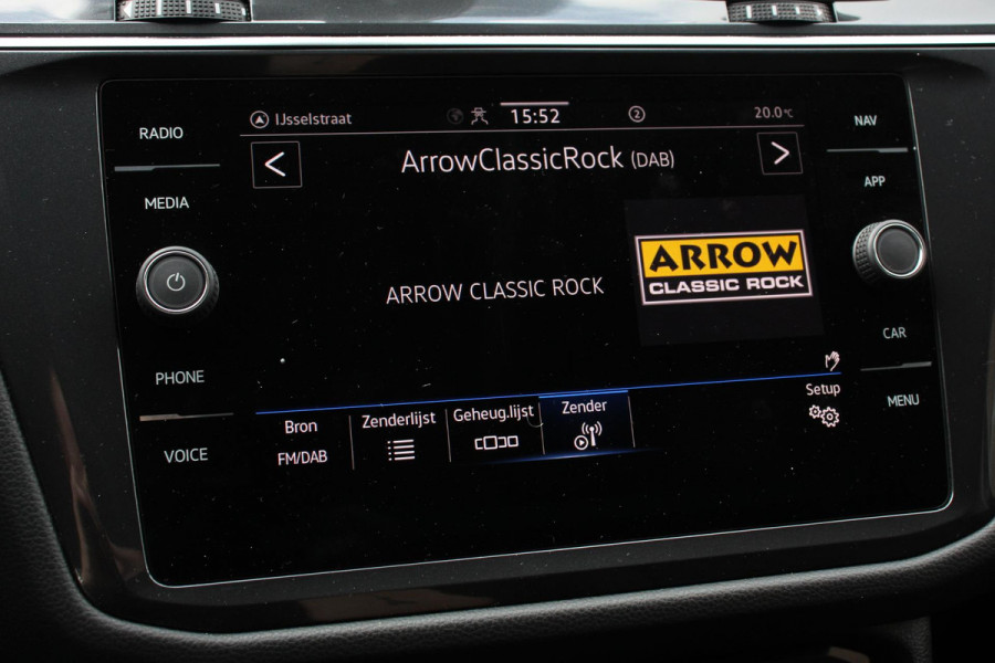 Volkswagen Tiguan Allspace 1.5 TSI 150pk DSG Life 7p. Navigatie Climate Control Adaptieve cruise control Achteruitrijcamera Trekhaak Virtual Cockpit Elektrische achterklep Stoelverwarming Led Lichtmetalen velgen Parkeersensoren