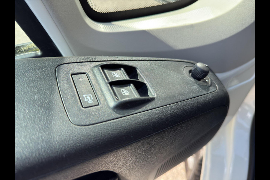 Citroën Jumper 30 2.2 BlueHDi 140 L2H2 Control Economy | Airco | Camera | Parkeersensors | Trekhaak | Imperiaal