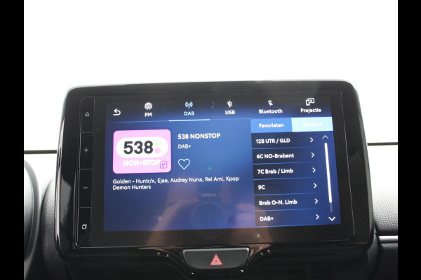 Toyota Yaris 1.5 Hybrid Dynamic Automaat Climate control Cruise control adaptieve LED Achteruitrijcamera Lane assist Apple Carplay / Android Auto